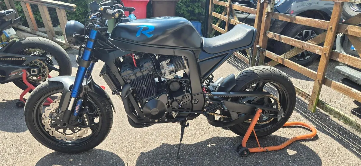 Suzuki GSXR 1100 + Yamaha R1 - Image 3