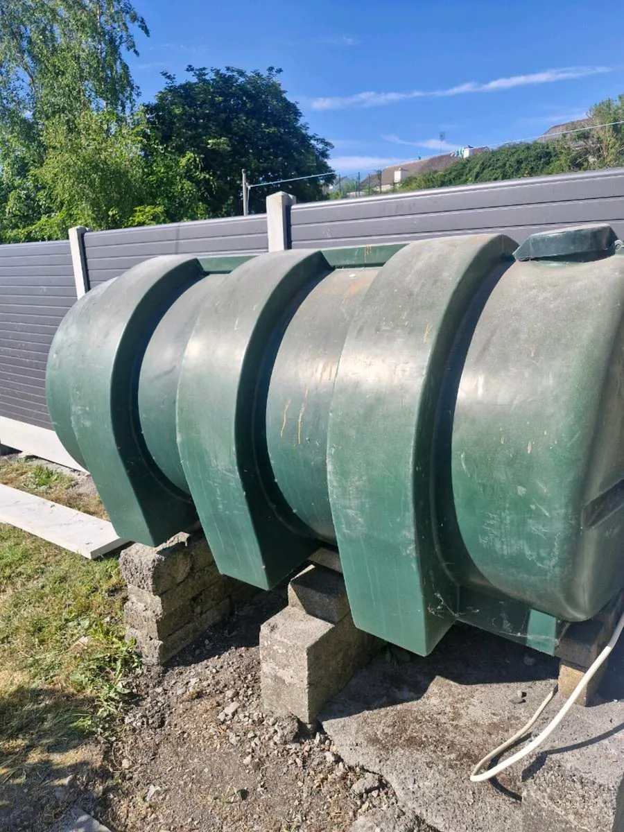 Oil tank - Image 3
