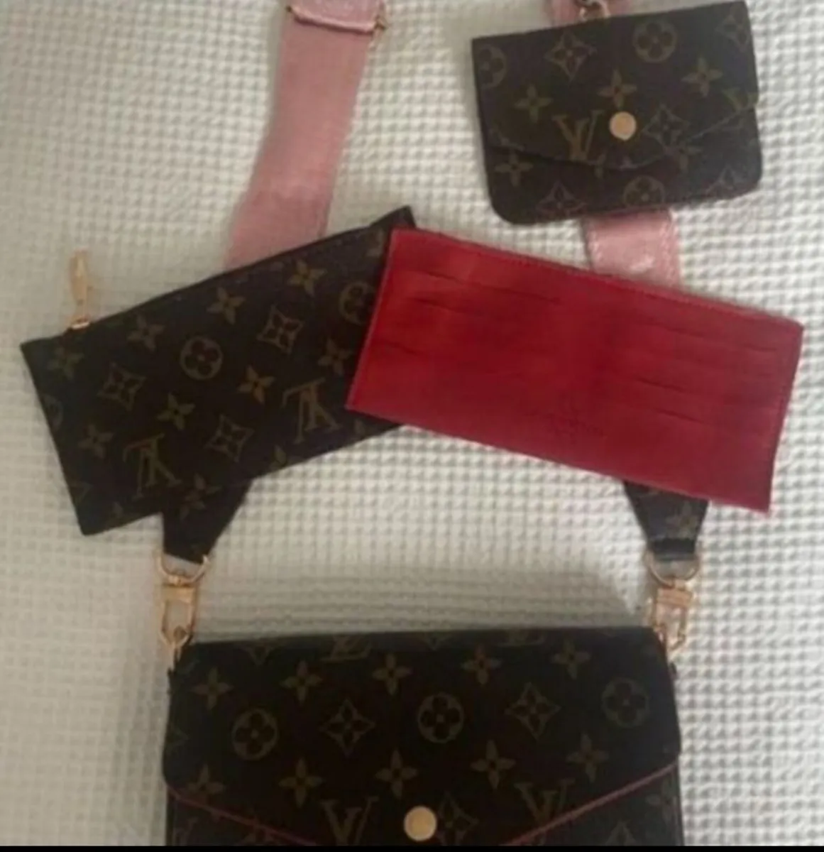Brand New Ladies Bag Set.. - Image 1