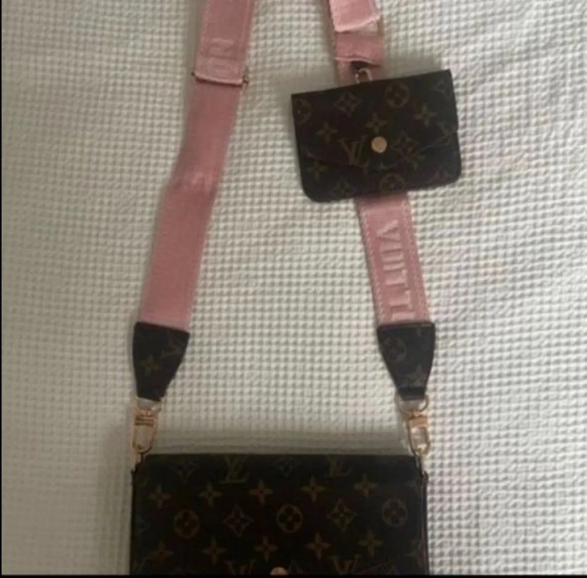 Brand New Ladies Bag Set.. - Image 2