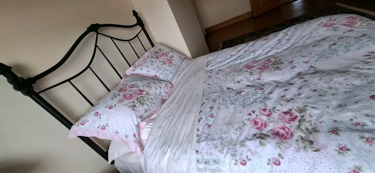 Double devan bed with mattress - Image 3