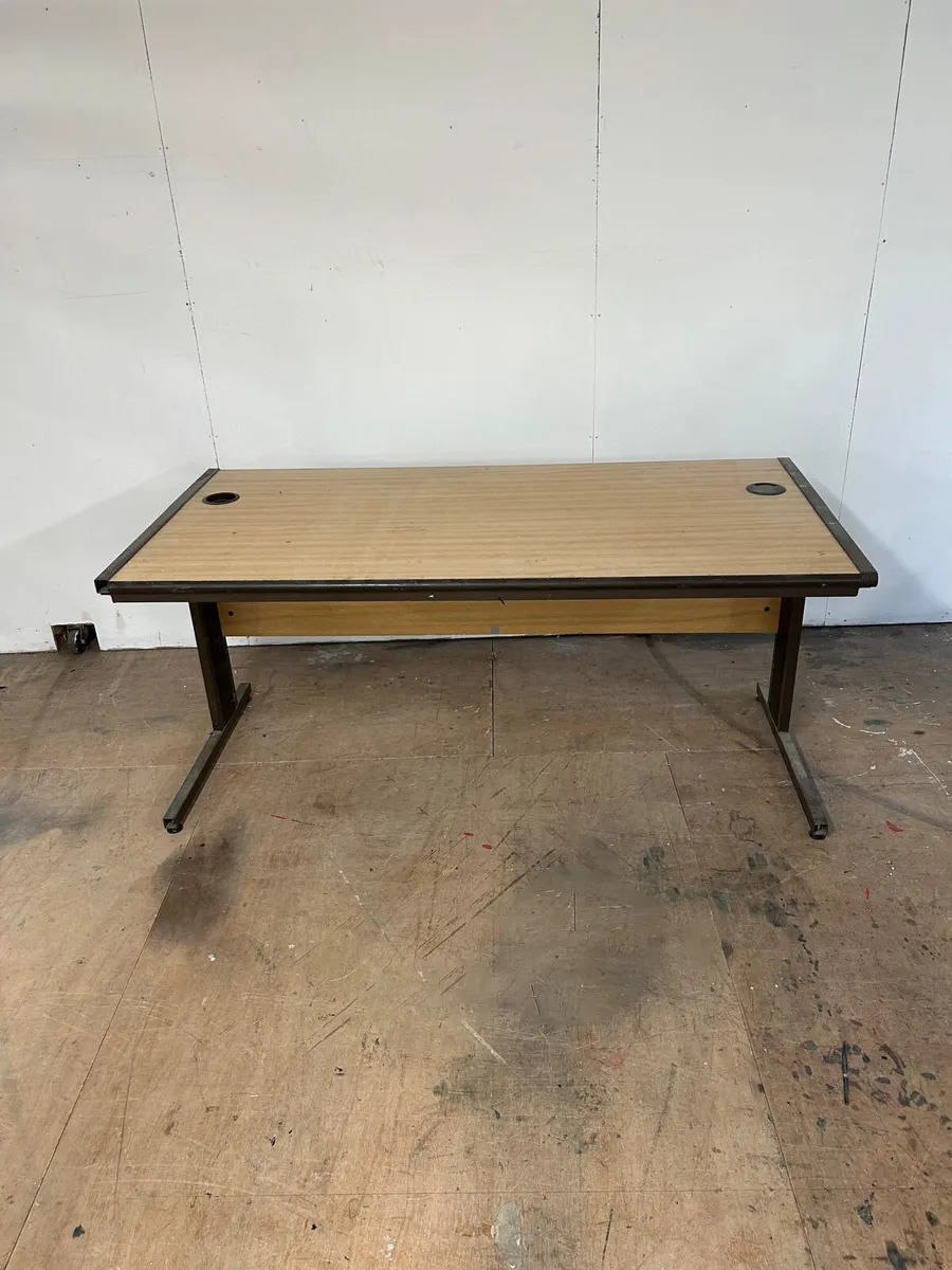 5 office desks - Image 4