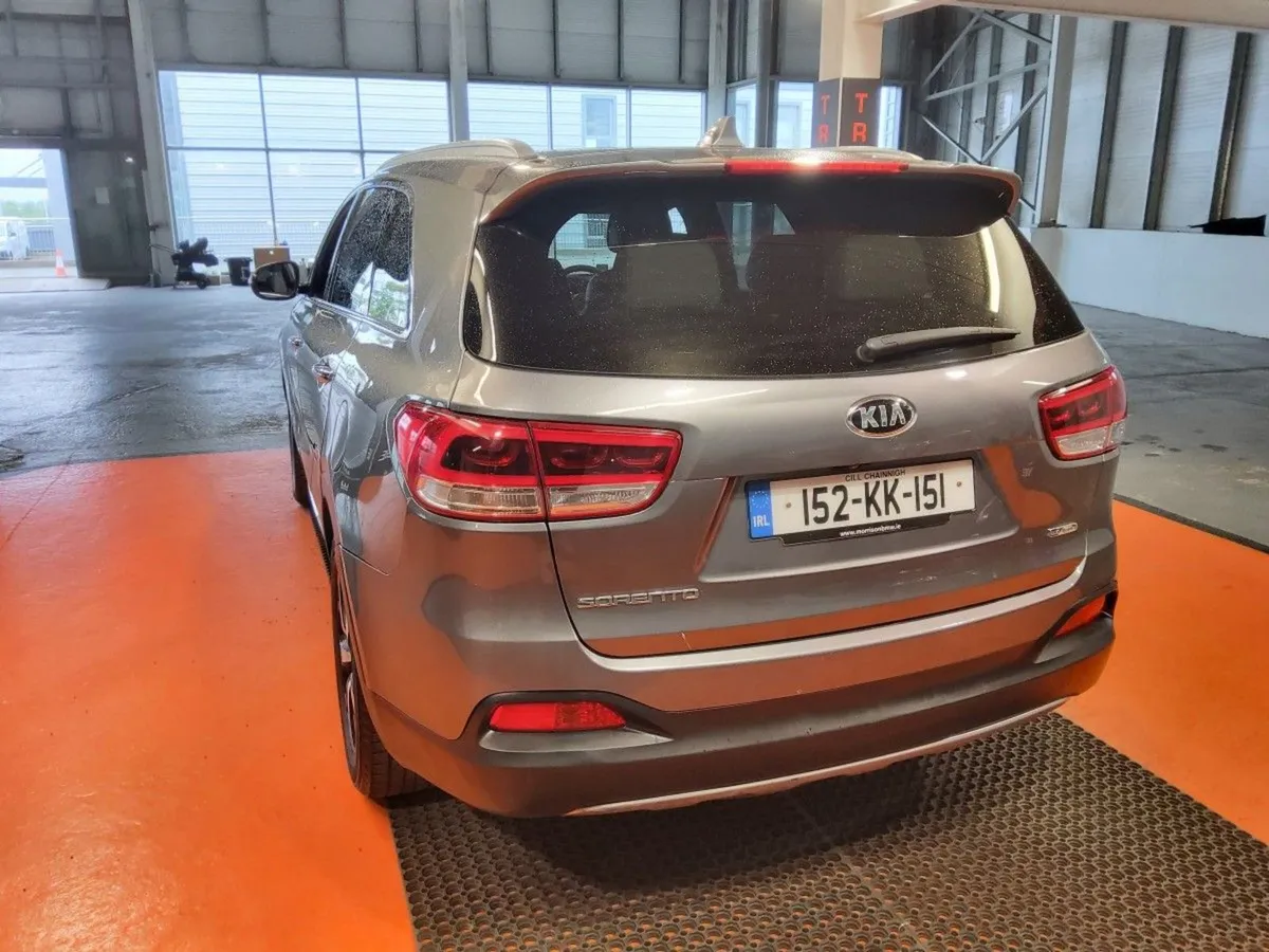 Kia Sorento Platinum AWD Auto (7 Seats) - Image 4