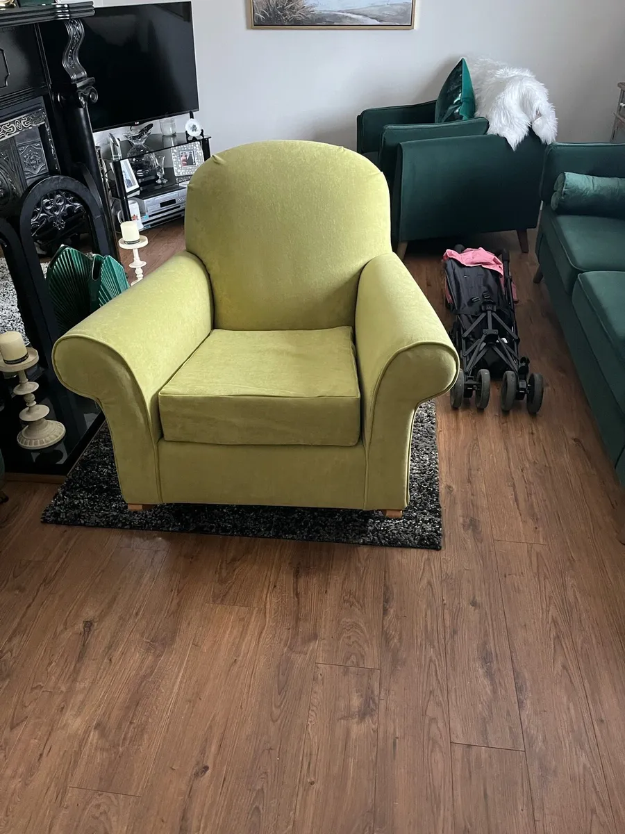 Rocking Chair - Image 2