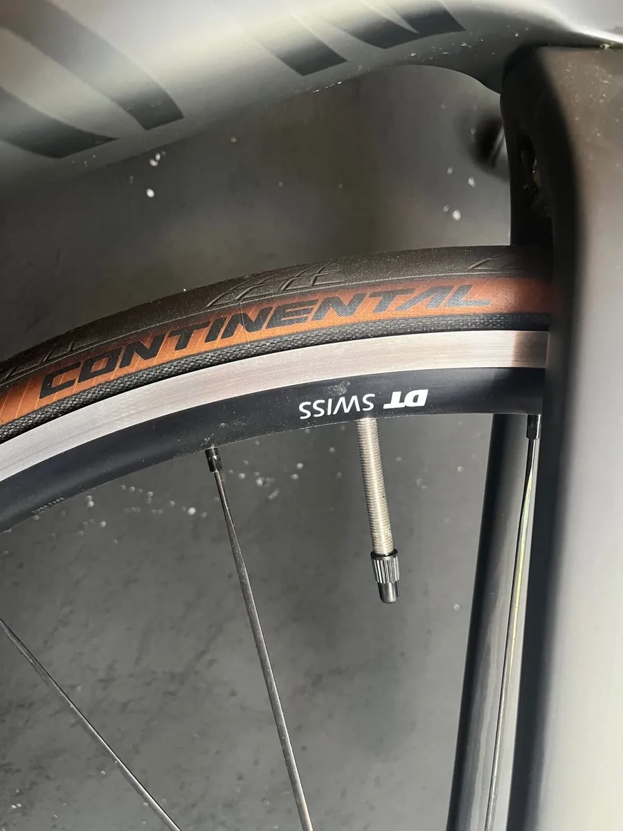 Road bike - Image 4
