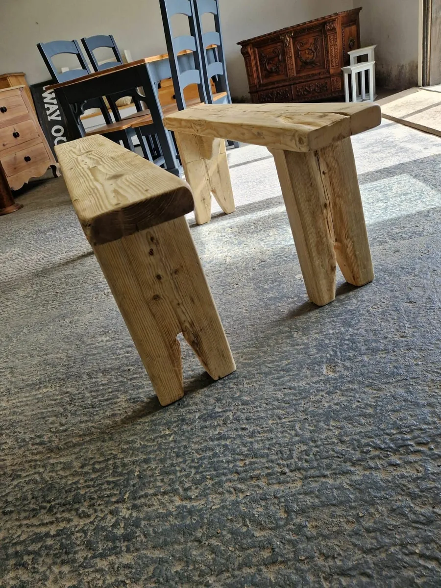 Reclaimed pine rustic style benches - Image 2