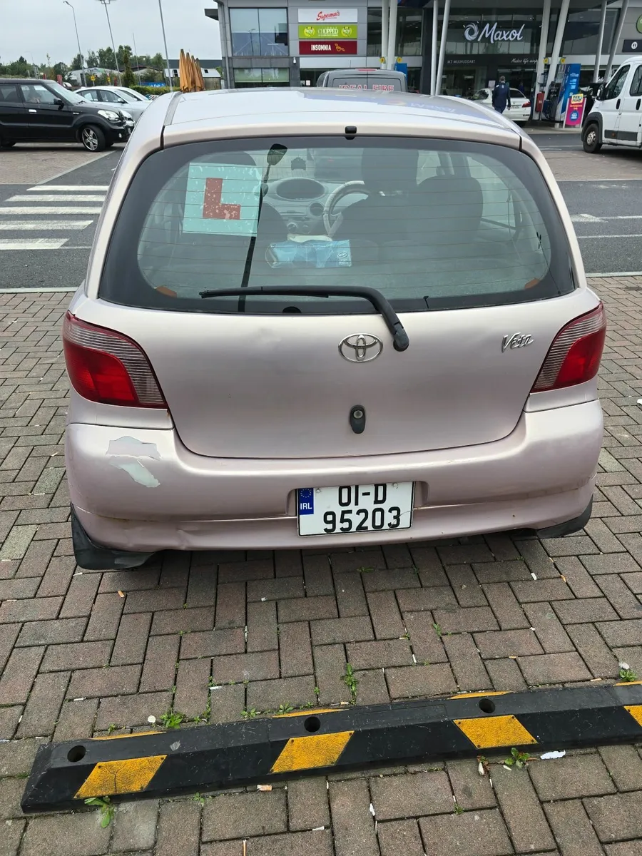 Toyota Other 2001 - Image 2