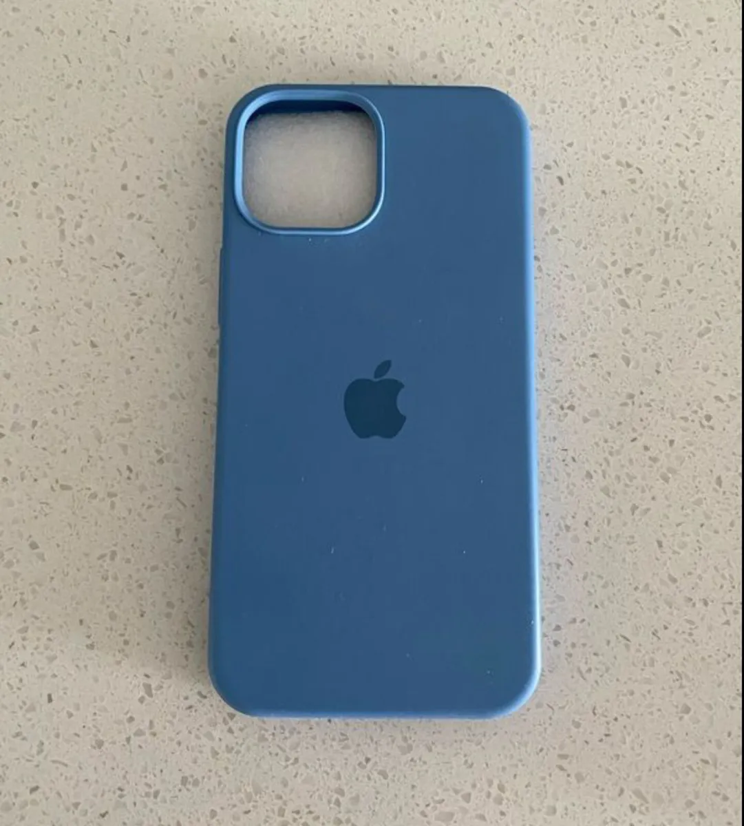 Brand New iPhone Case 12/13 mini..