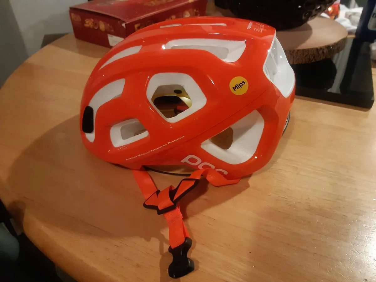 Poc helmet - Image 2