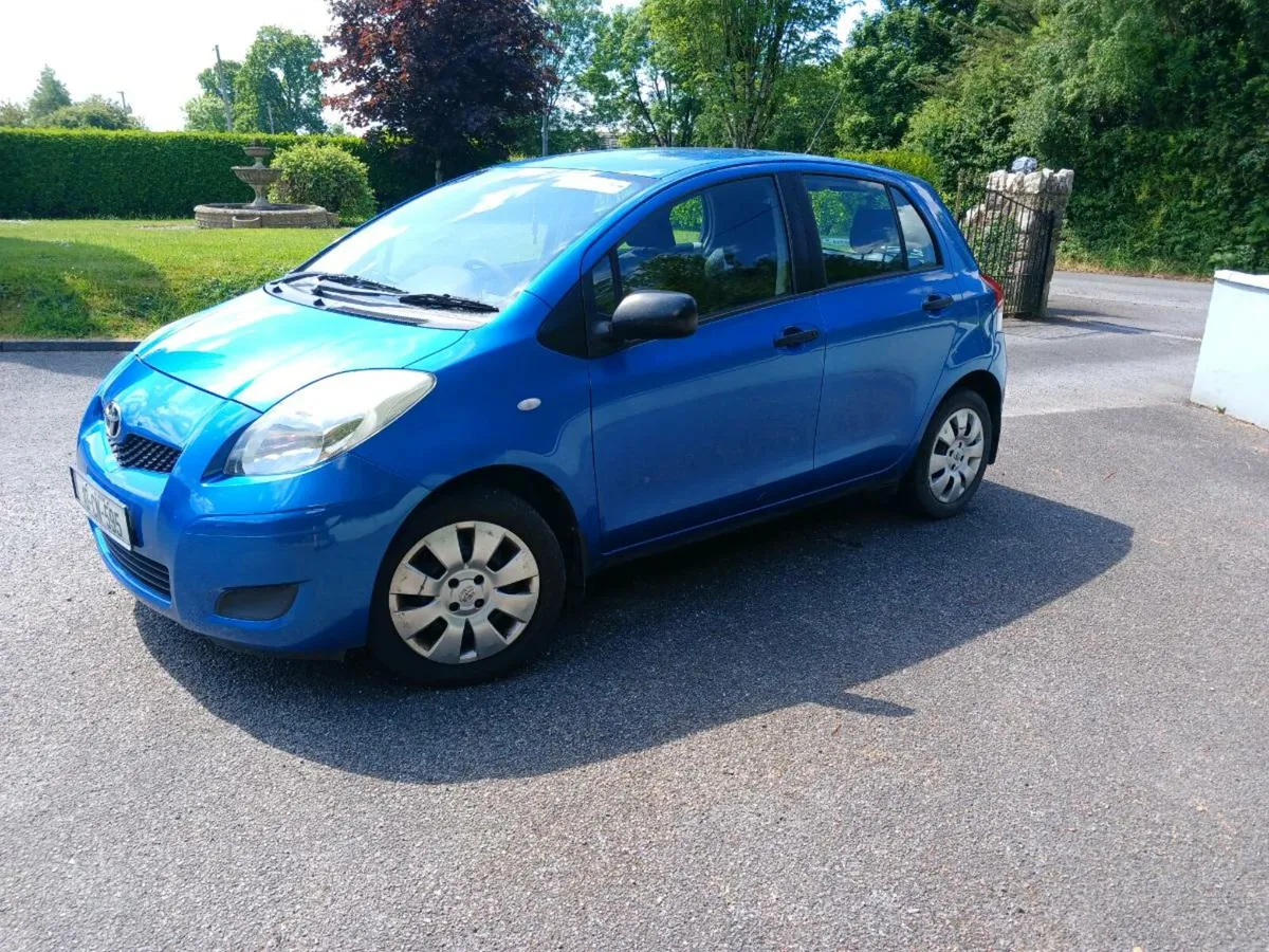 Toyota yaris - Image 2