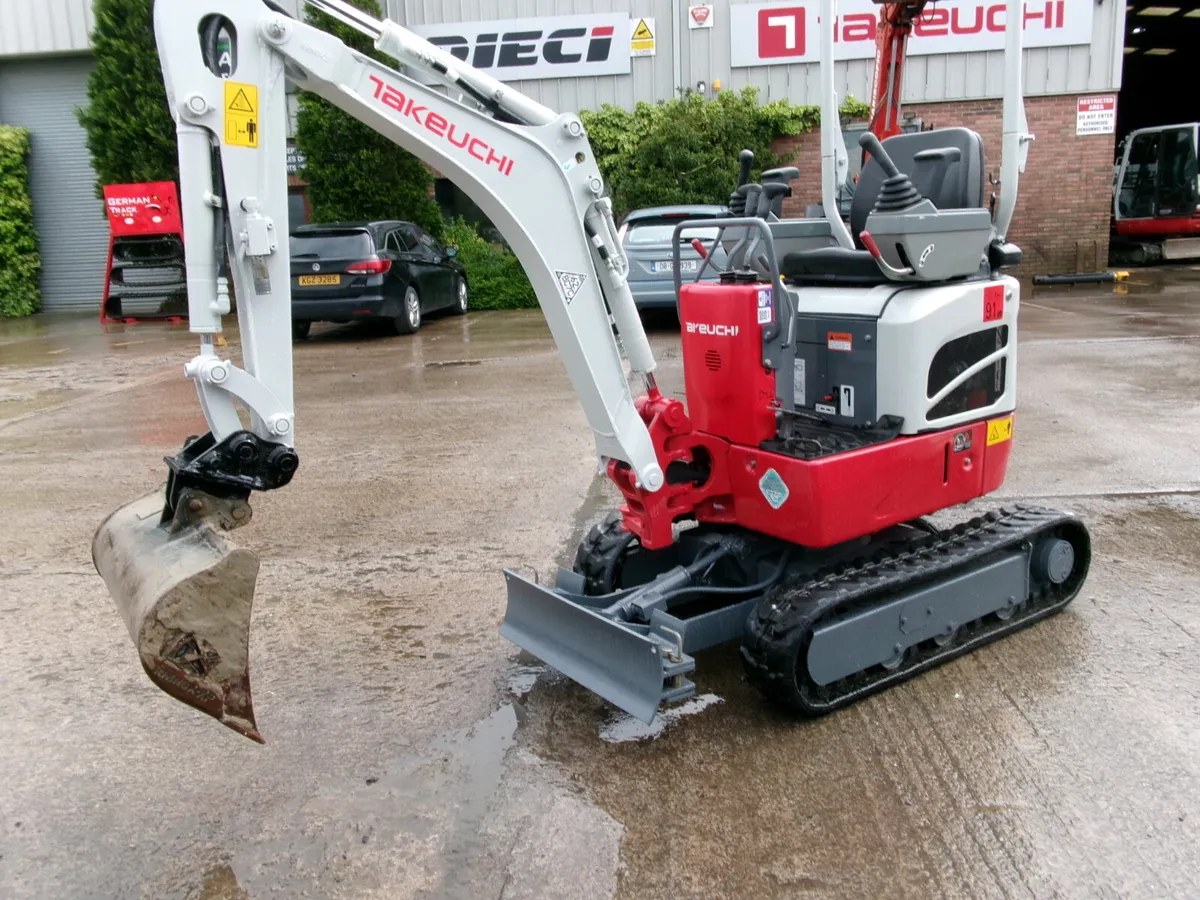 Takeuchi TB210   #14004986 - Image 1