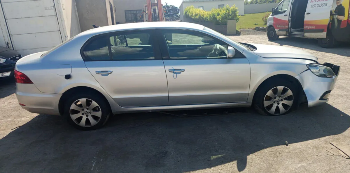 2014 SKODA SUPERB 2.0 TDI FOR BREAKING! - Image 3