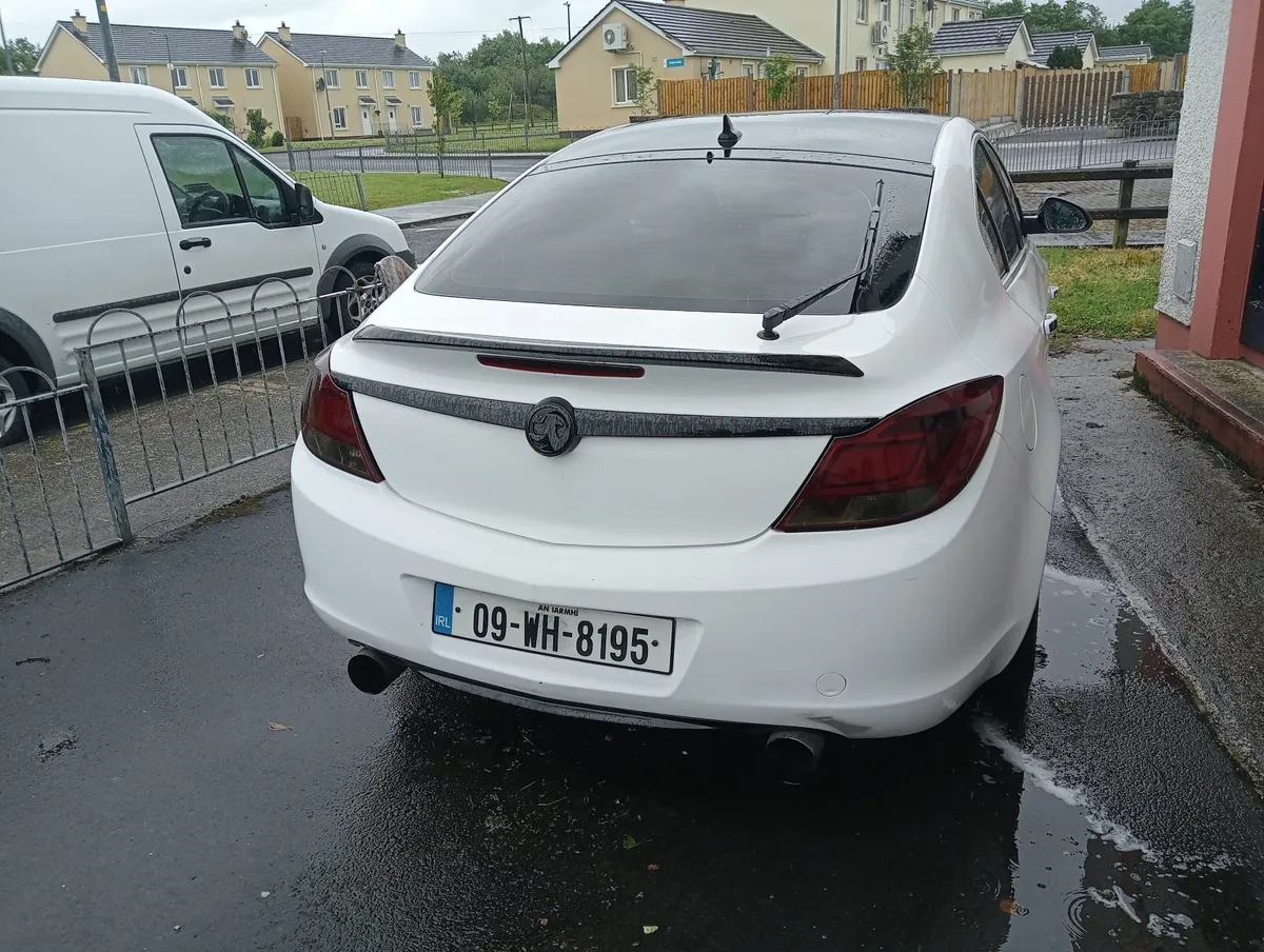 Vauxhall Insignia 2009 - Image 2