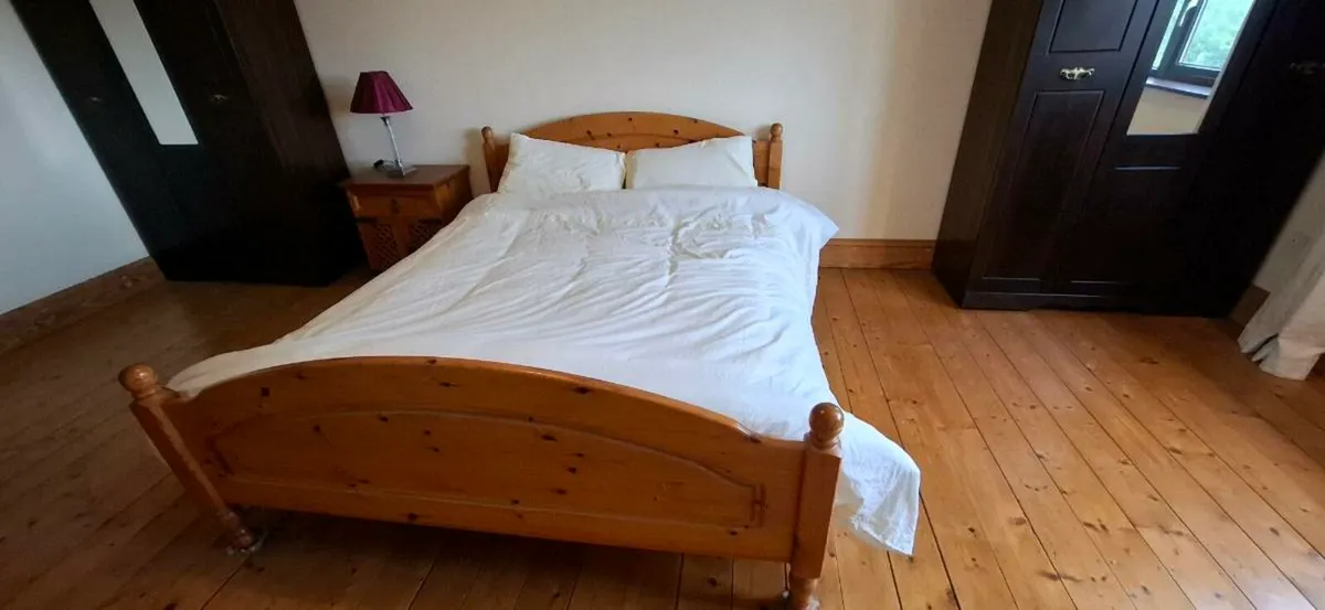 Double pine bed with mattress - Image 2