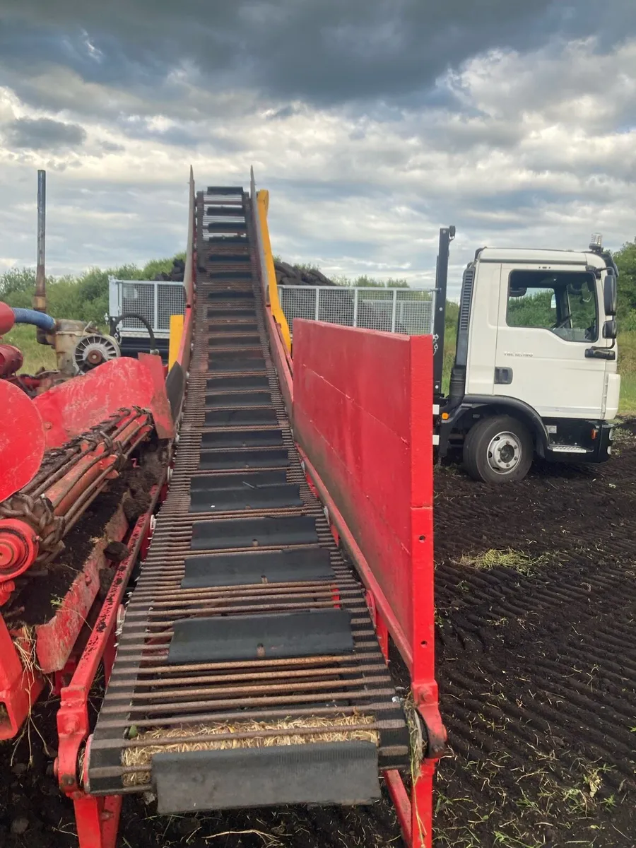 Turf harvester - Image 2