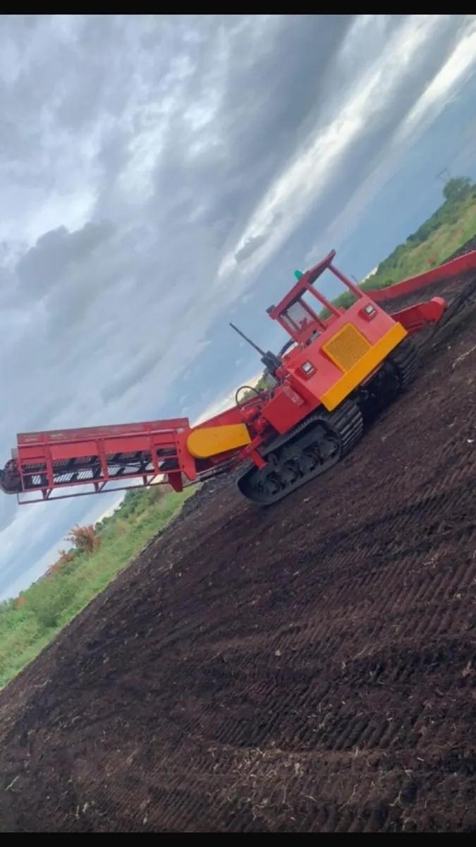 Turf harvester - Image 1