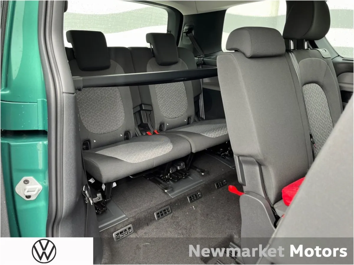 Volkswagen ID. Buzz Style 86kwh Seven Seater High - Image 4