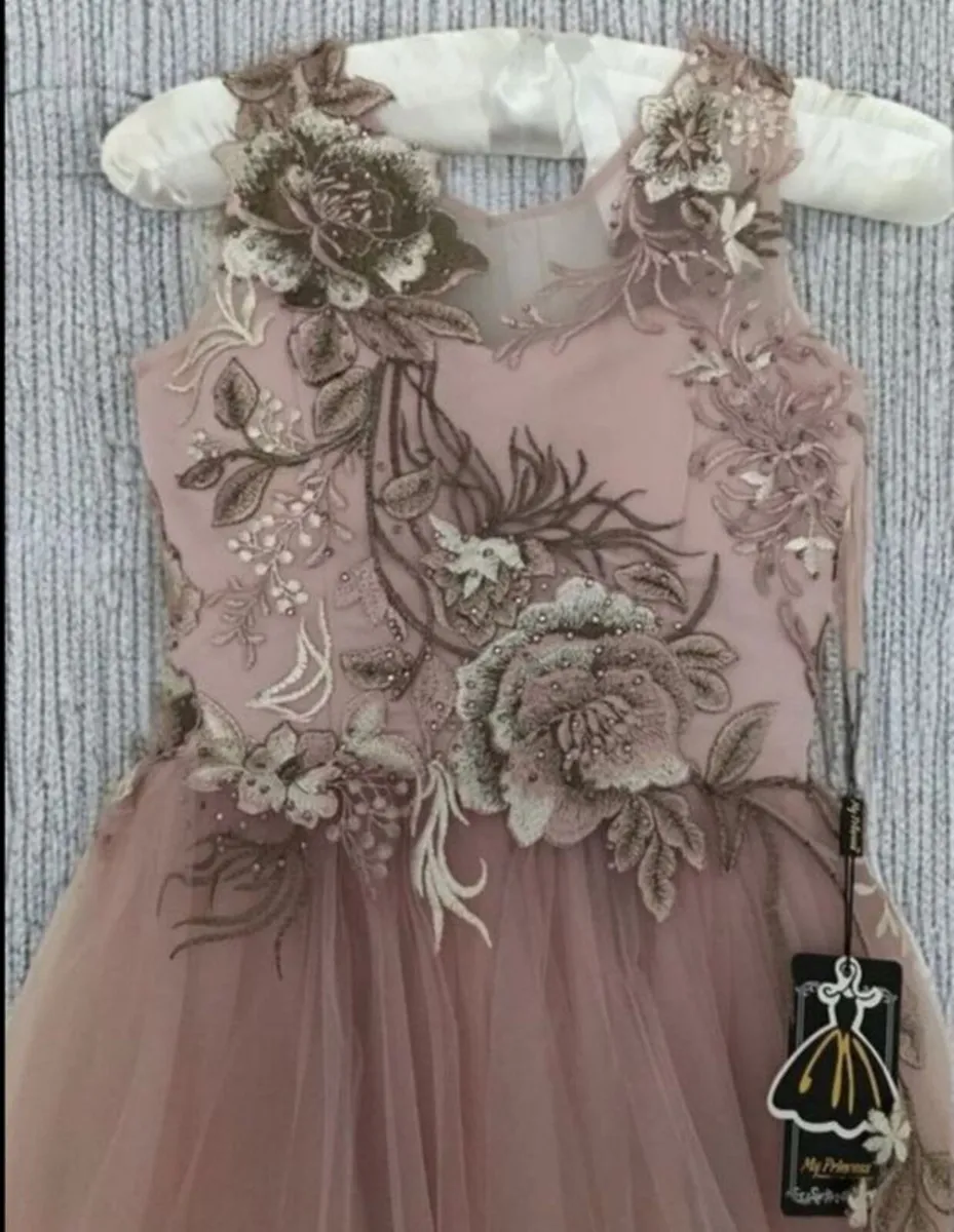 Brand New Occasion Dress UK.10.. - Image 2