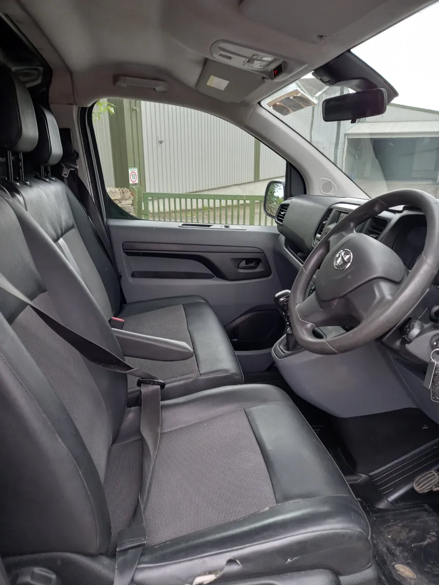 2019 Toyota Proace 2L Diesel - Image 2
