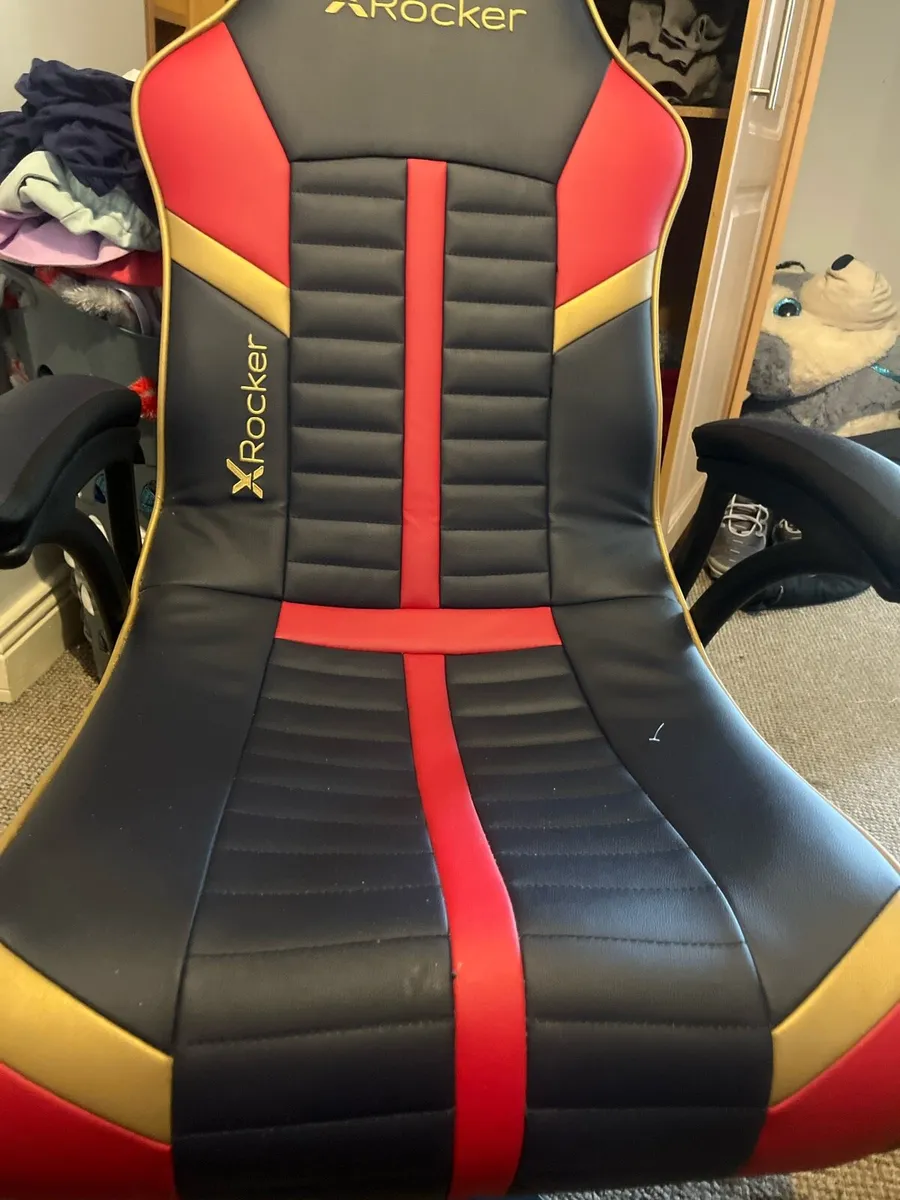 Gaming chair - Image 1