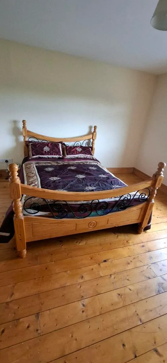 Double pine bed with mattress - Image 1