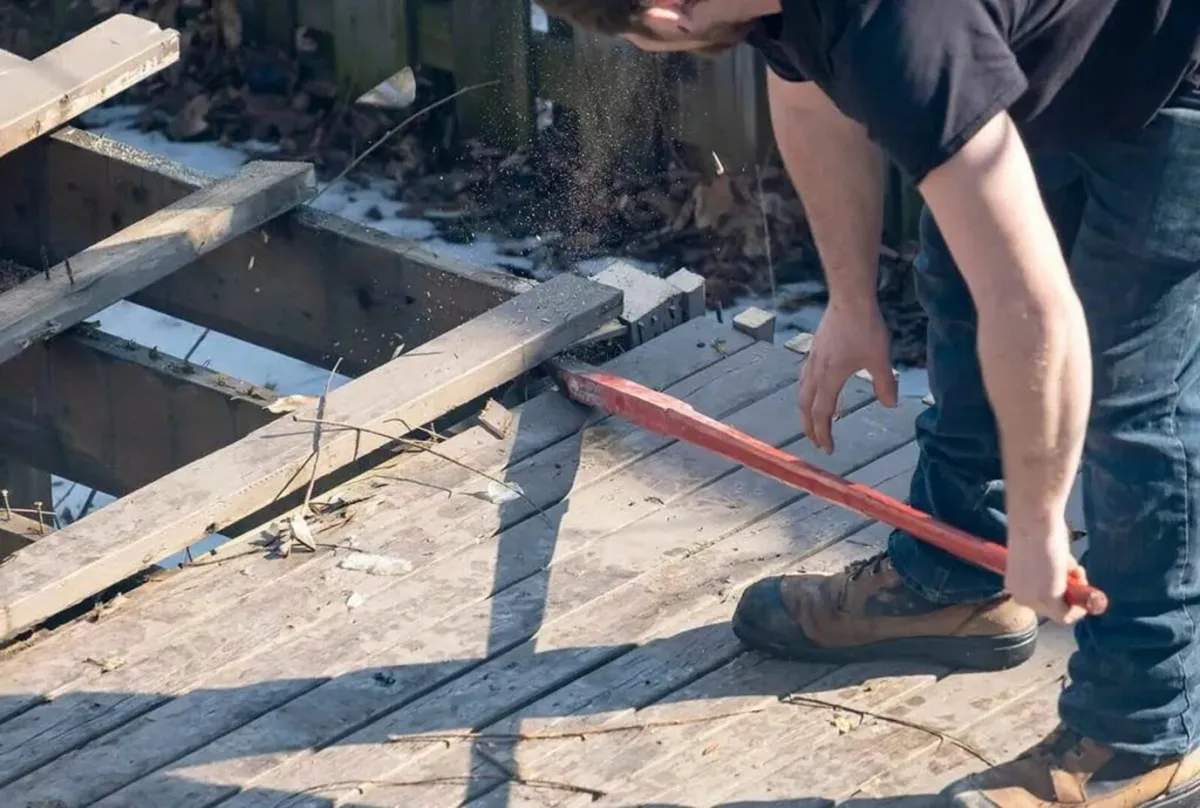 Deck Removal Service - Image 2