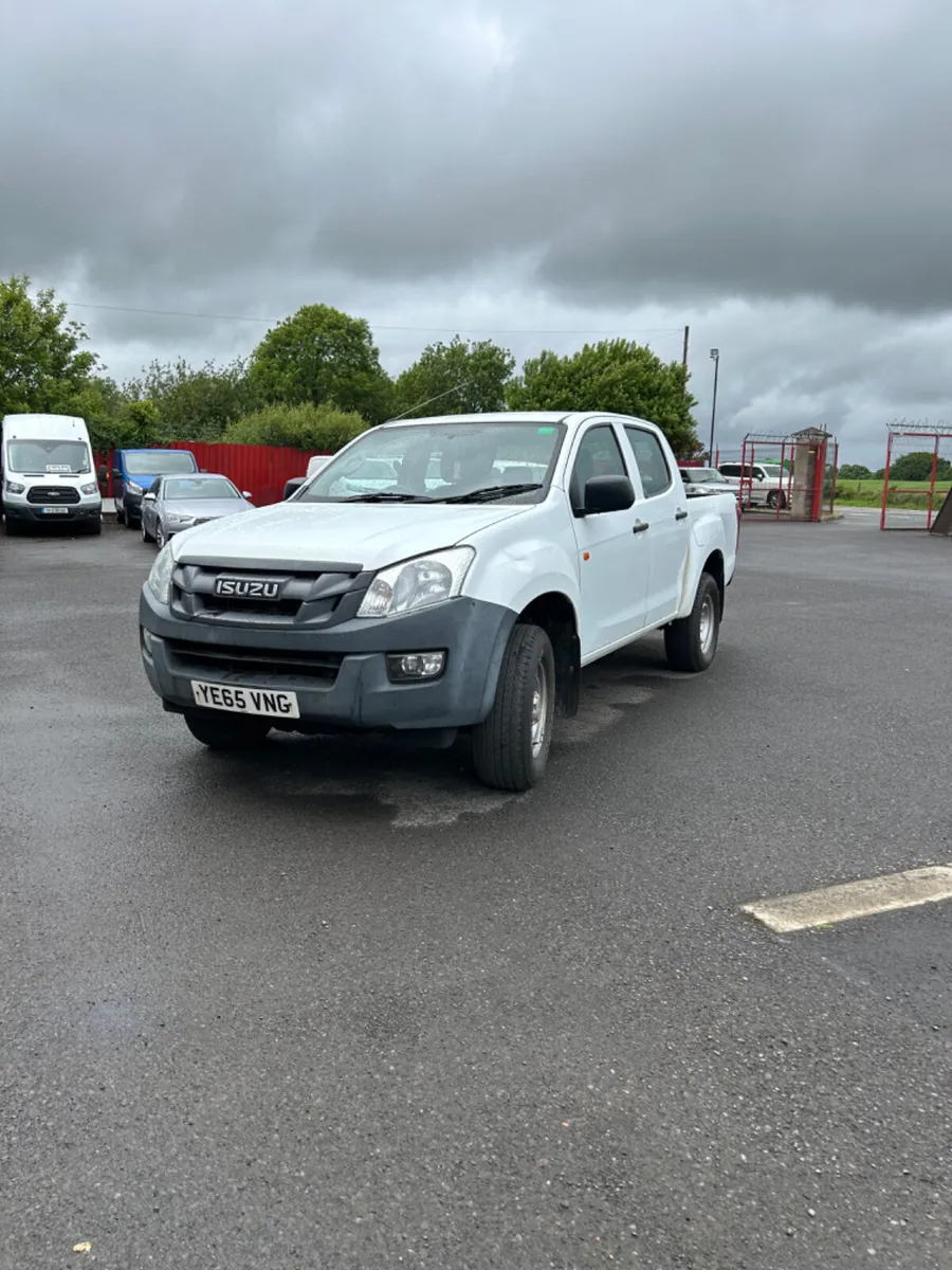Isuzu D-Max 2015 - Image 1