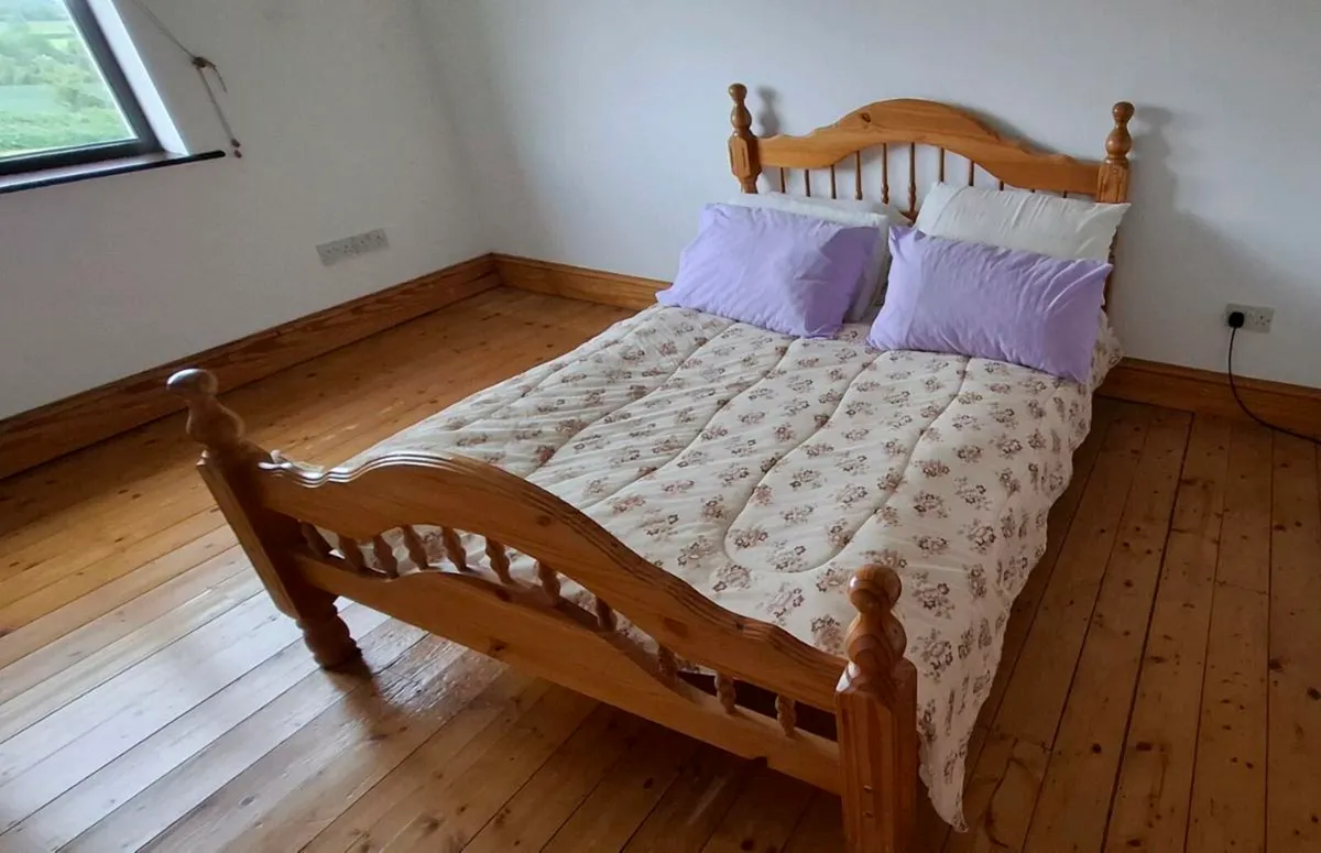 Double pine bed with mattress - Image 1