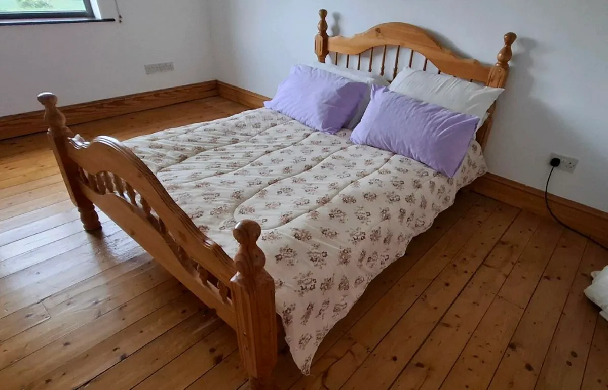 Double pine bed with mattress - Image 2