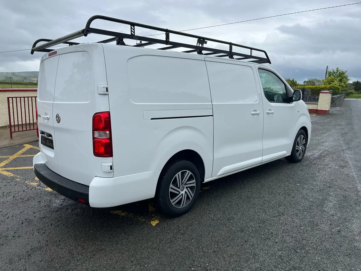 2021 (211) VAUXHALL VIVARO 2.0 SPORTIVE - Image 3