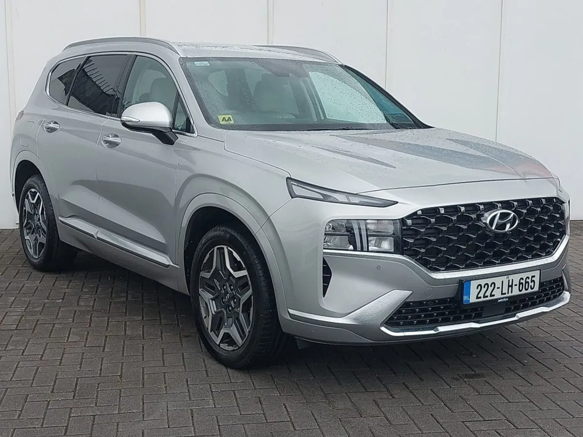 Hyundai Santa Fe 1.6 Phev 4WD Executive Plus Auto - Image 1