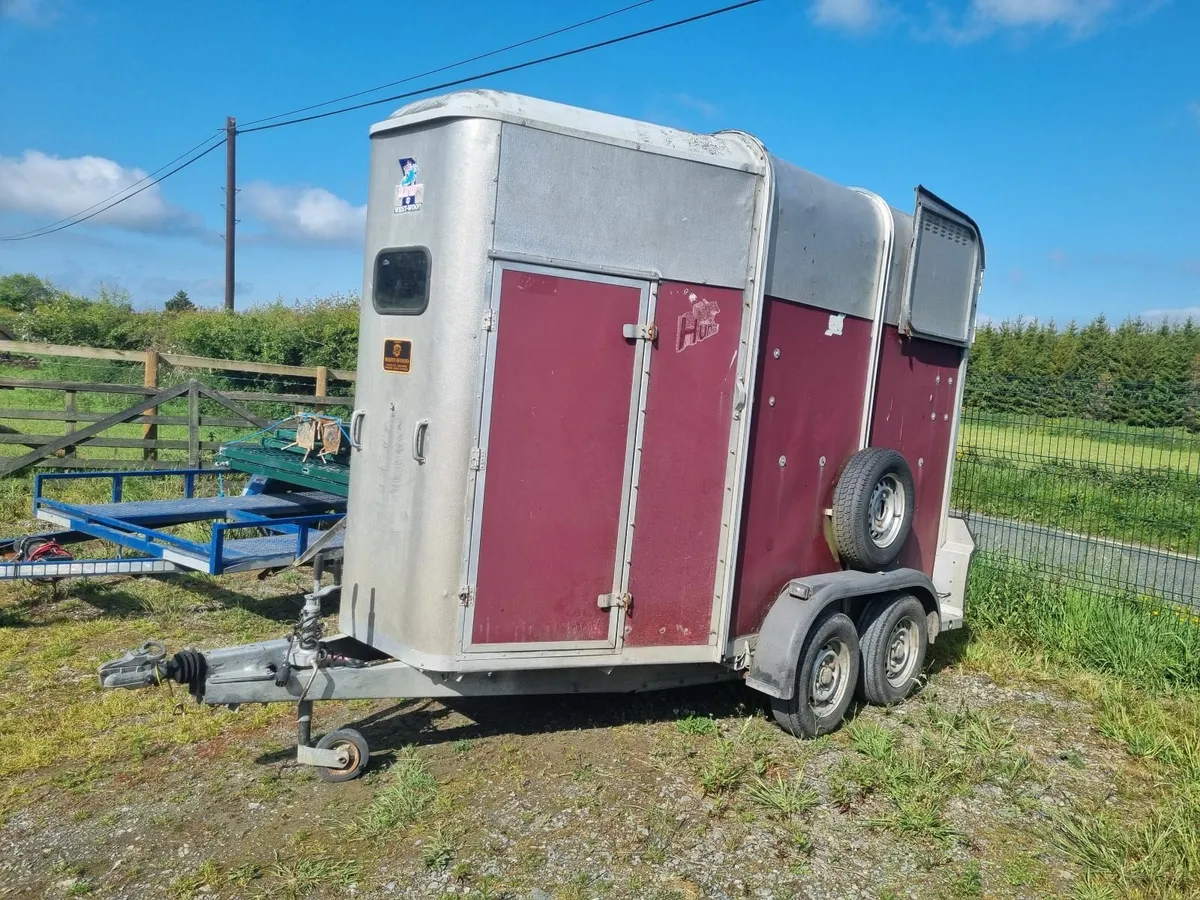 trailer - Image 1