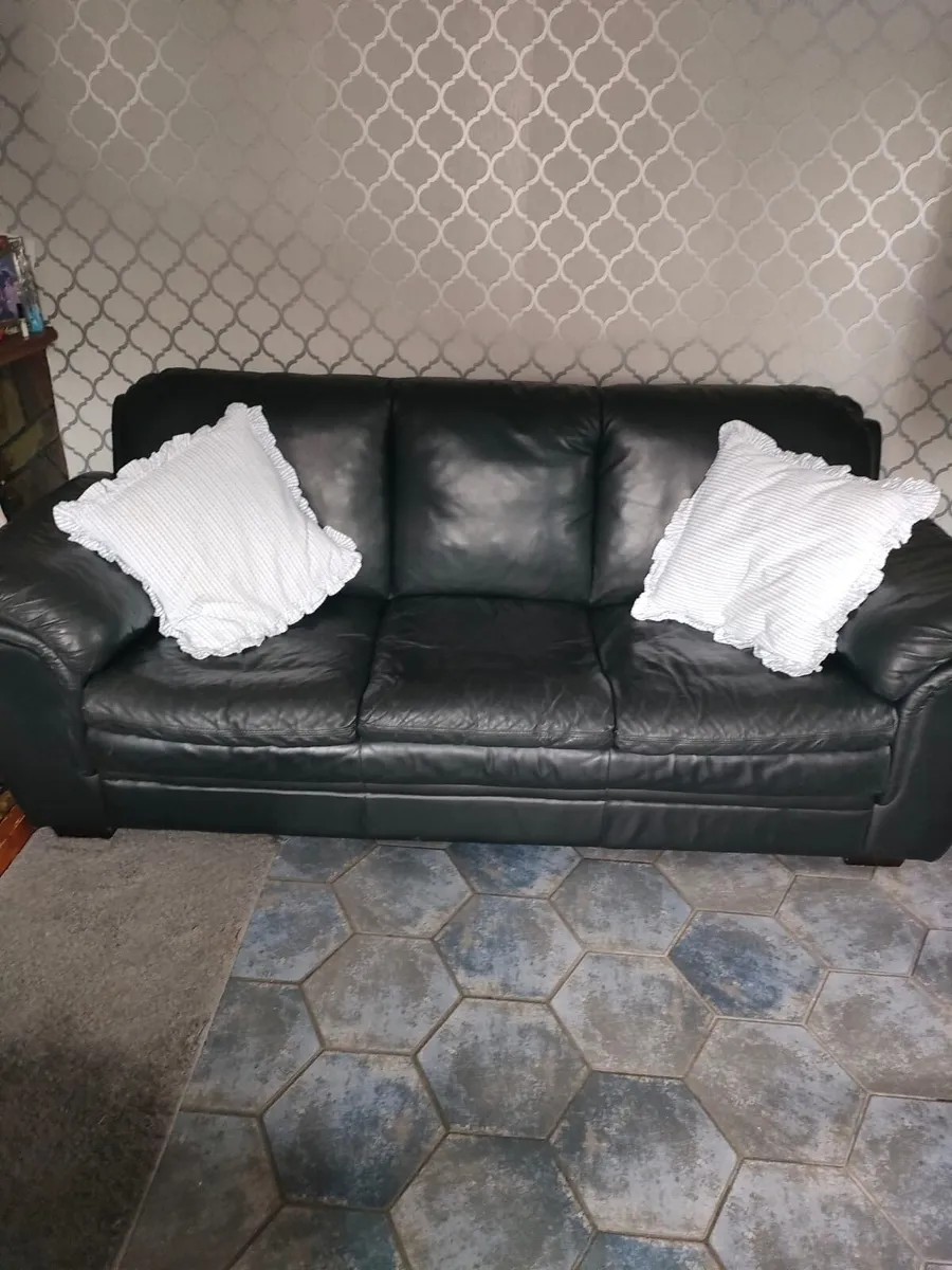 3 seater sofa + armchair - Image 1