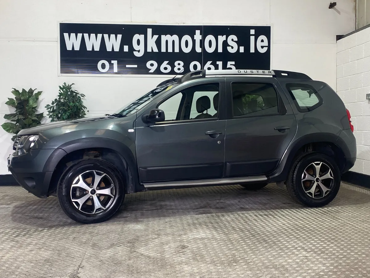 Dacia Duster 2017///HIGH SPEC//FINANCE AVAILABLE - Image 3