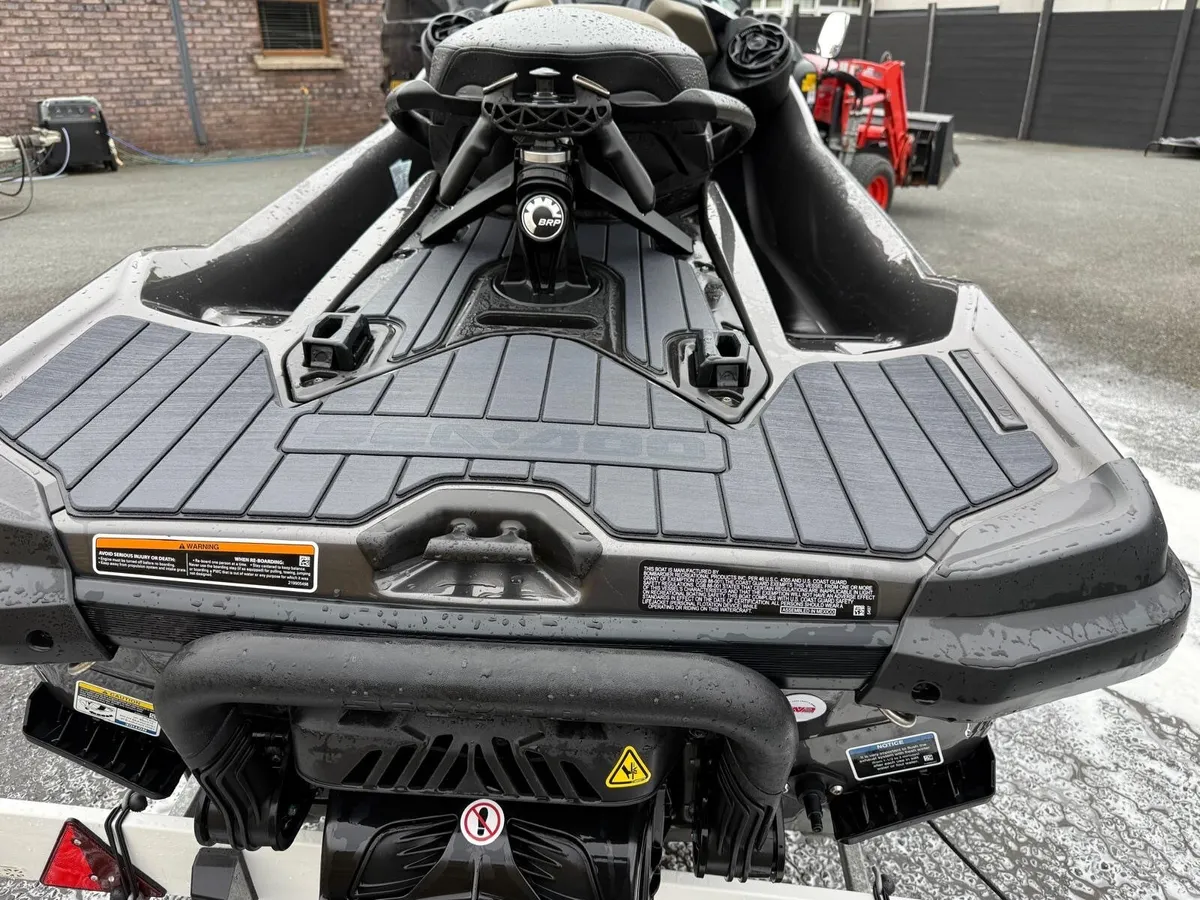 Jet ski for sale Seadoo GTX300 AH0557 - Image 3