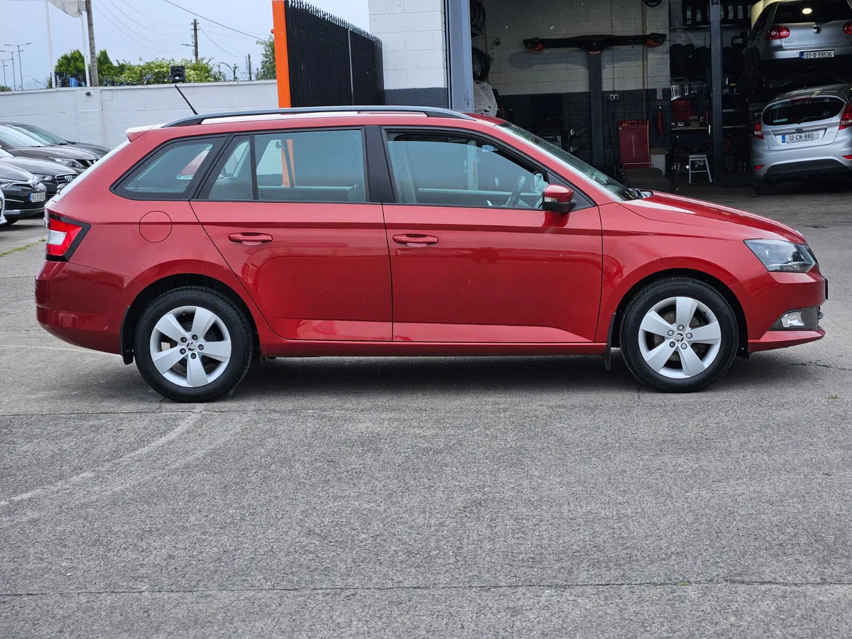 2016 Skoda Fabia  1.0 AMBITION ESTATE - Image 4