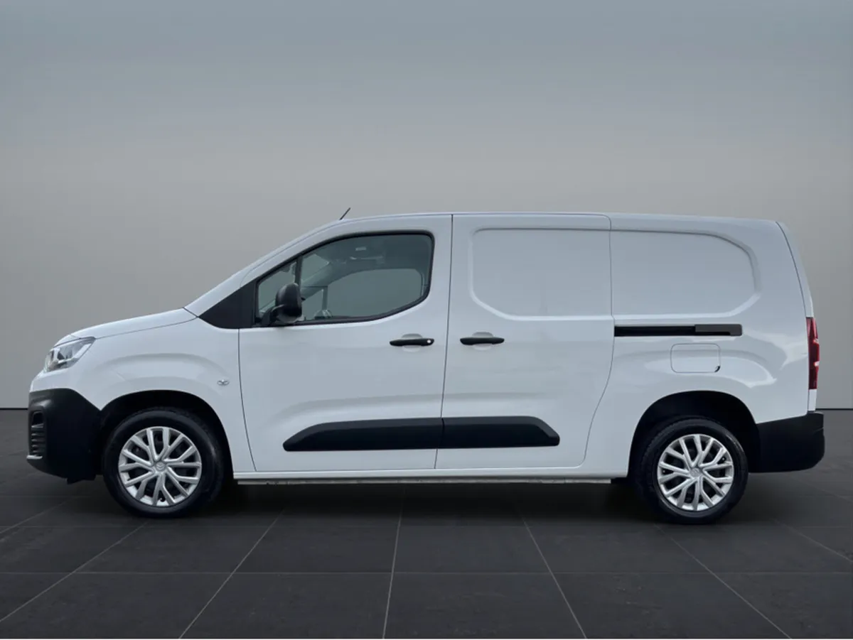 Citroen Berlingo ENT BLUEHDI LWB 100 E EU6.3 MY22 - Image 4