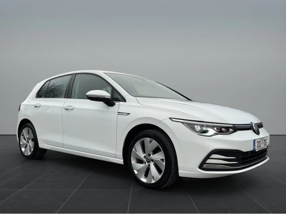 Volkswagen Golf STYLE TDI Diesel - Image 1