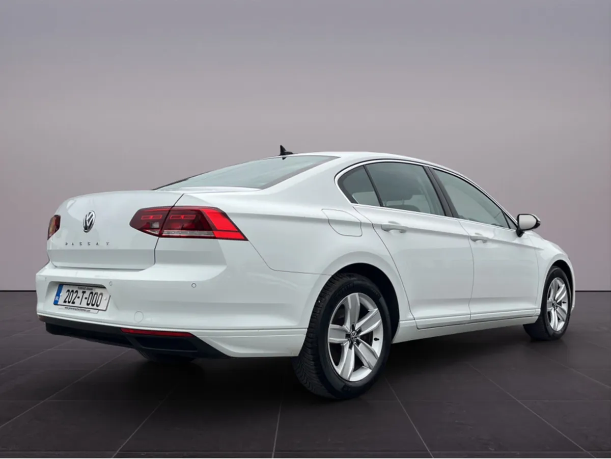 Volkswagen Passat SE TDI Diesel - Image 4