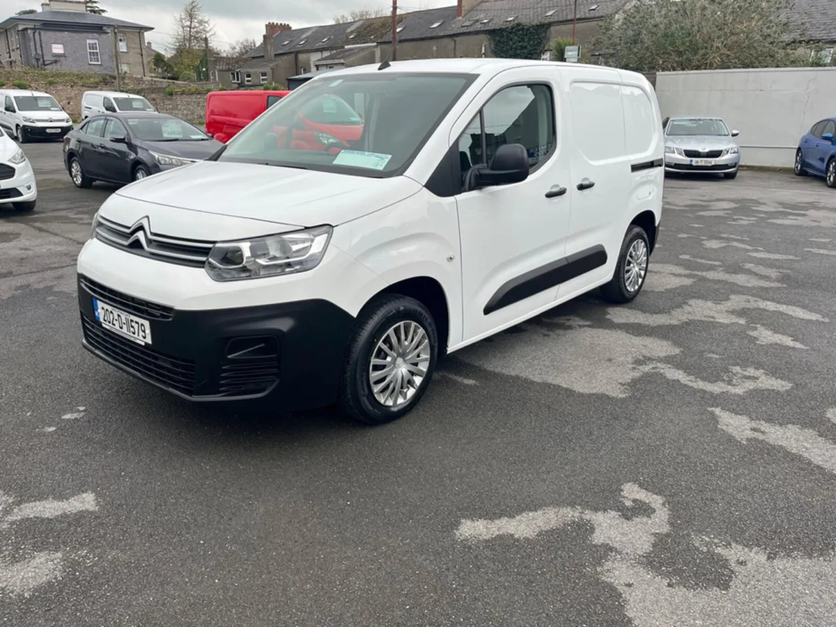 Citroen Berlingo K9 LX 1.5 BLUEHDI 75 650KG M 3 - Image 3