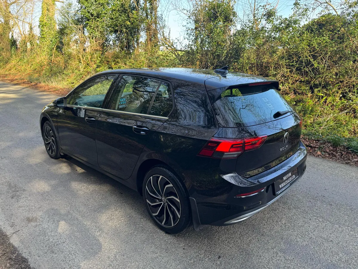 211 VW GOLF 2.0 TDI 115BHP STYLE €118 P/W - Image 2