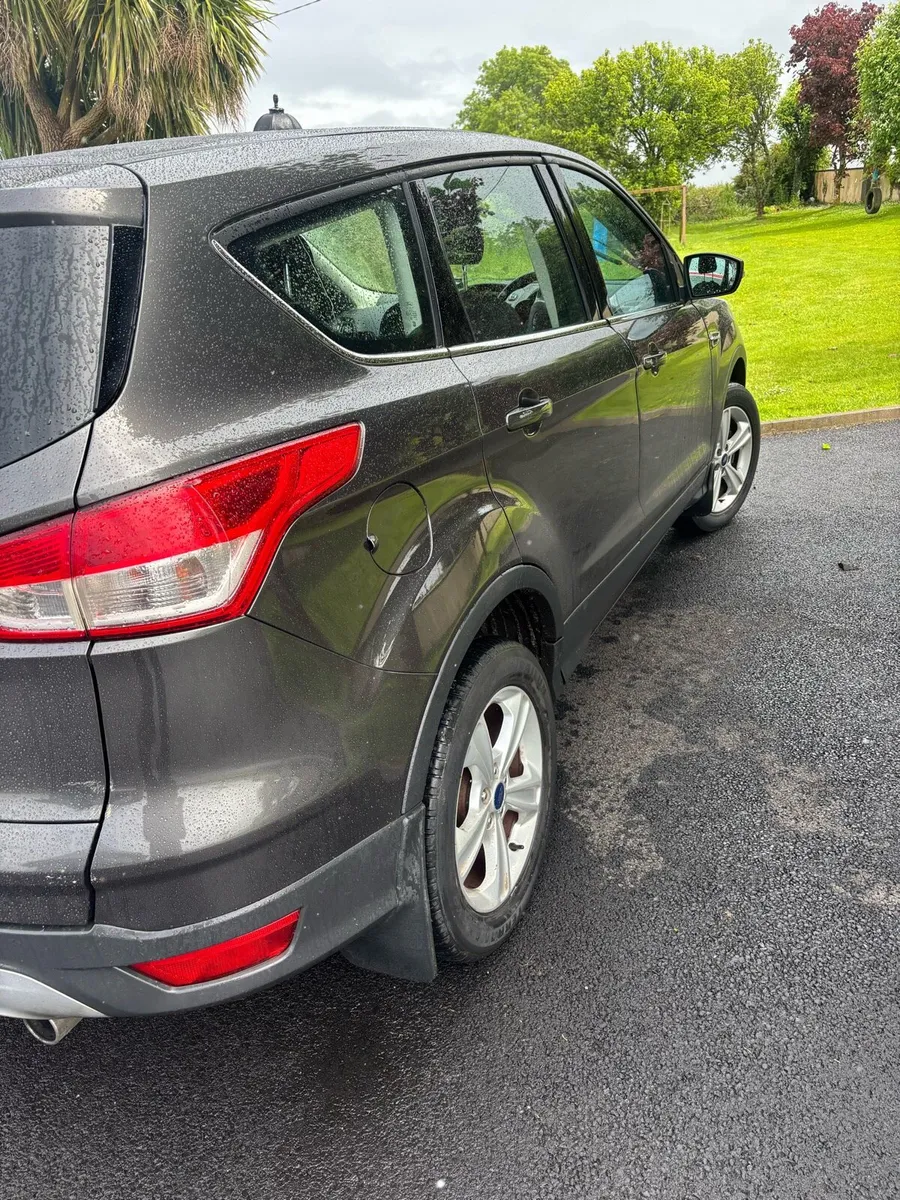 Ford Kuga Zetec 4seat 4wd2.0 150ps - Image 3
