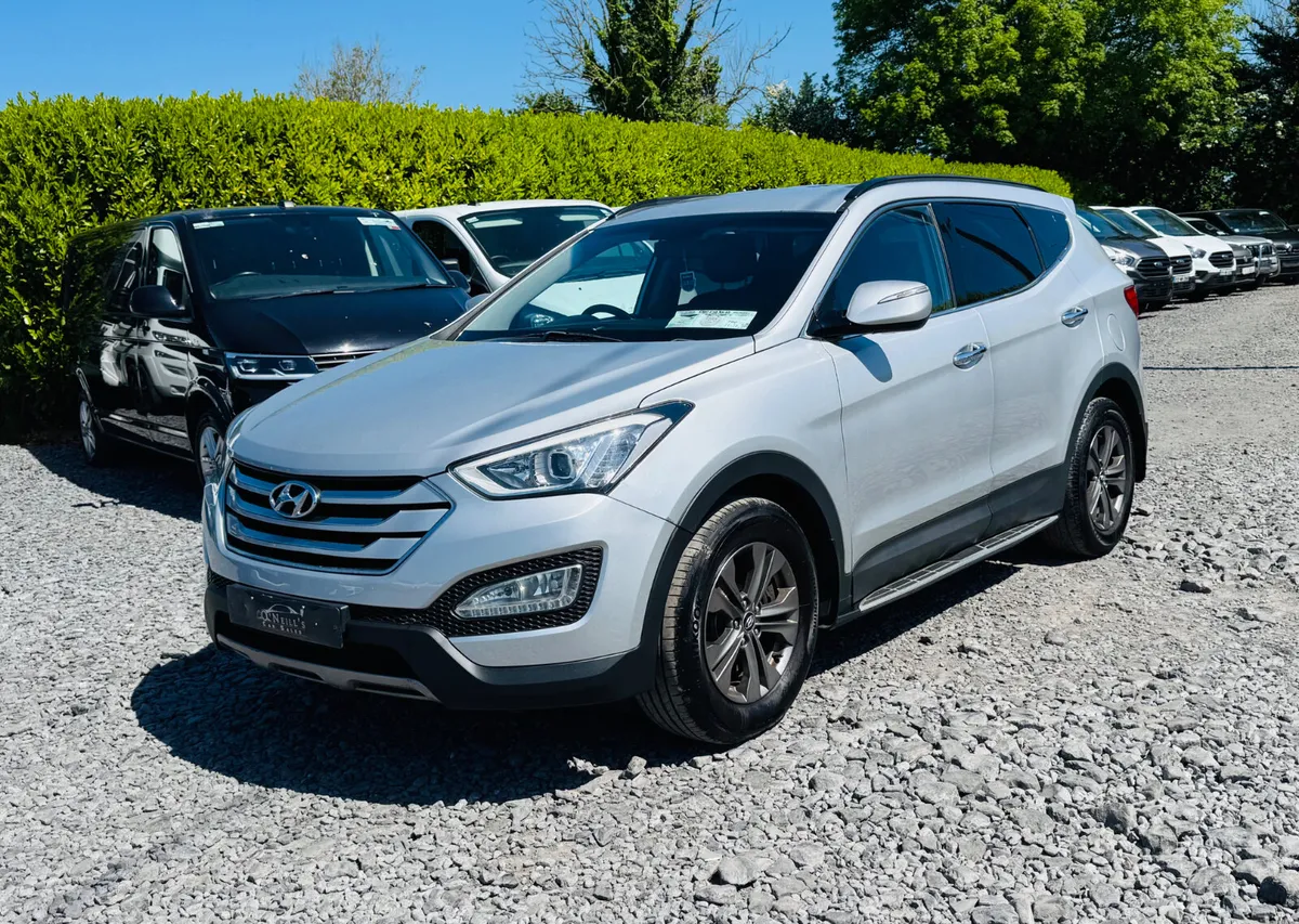 Hyundai Santa Fe 2014 4WD SPECIAL EDITION 7 SEAT - Image 3