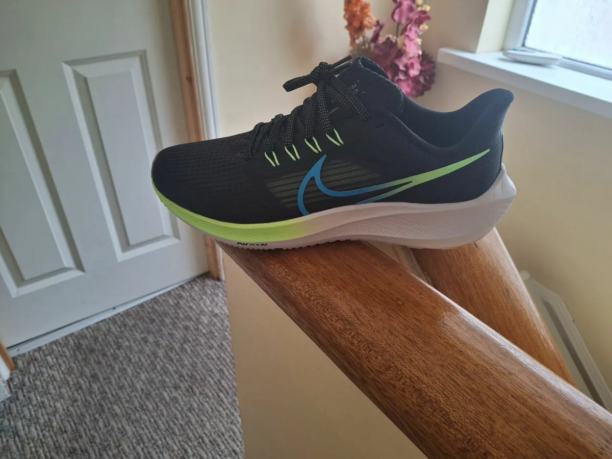 Sports runners - Image 1
