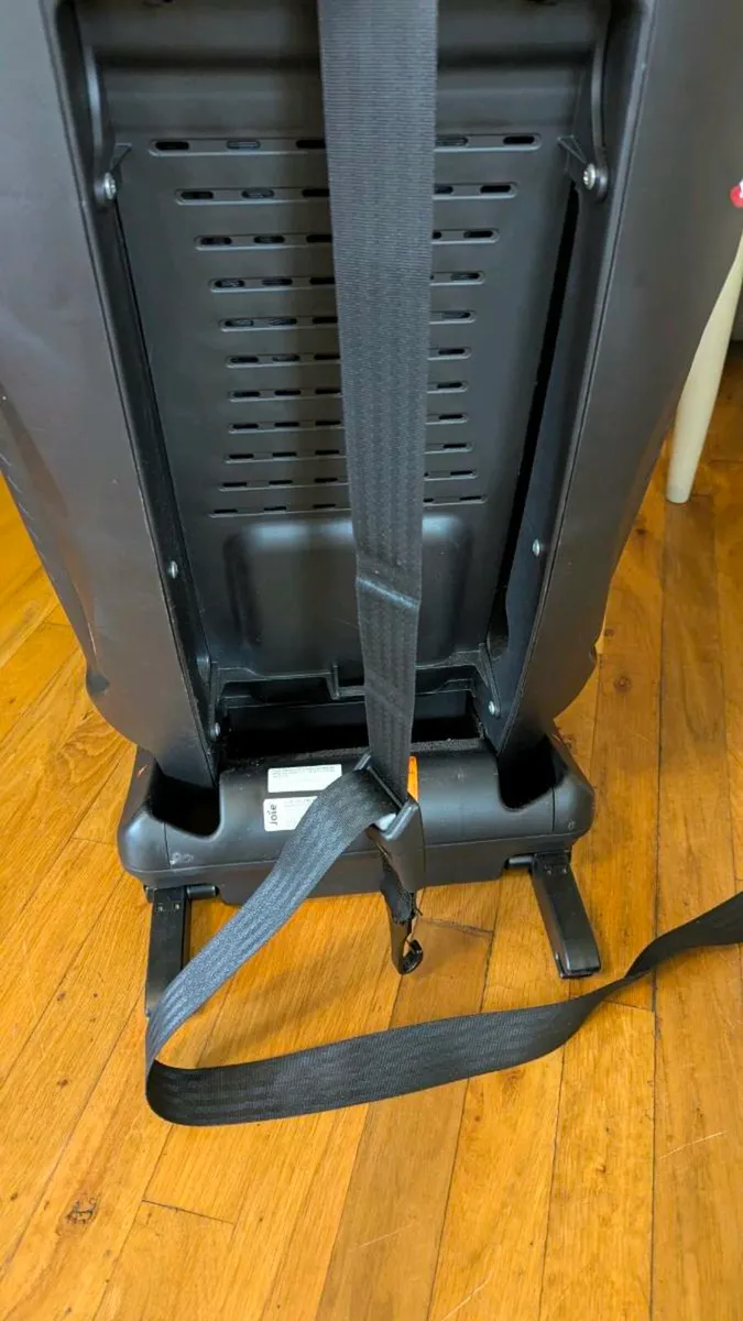 Joie bold car seat - Image 3