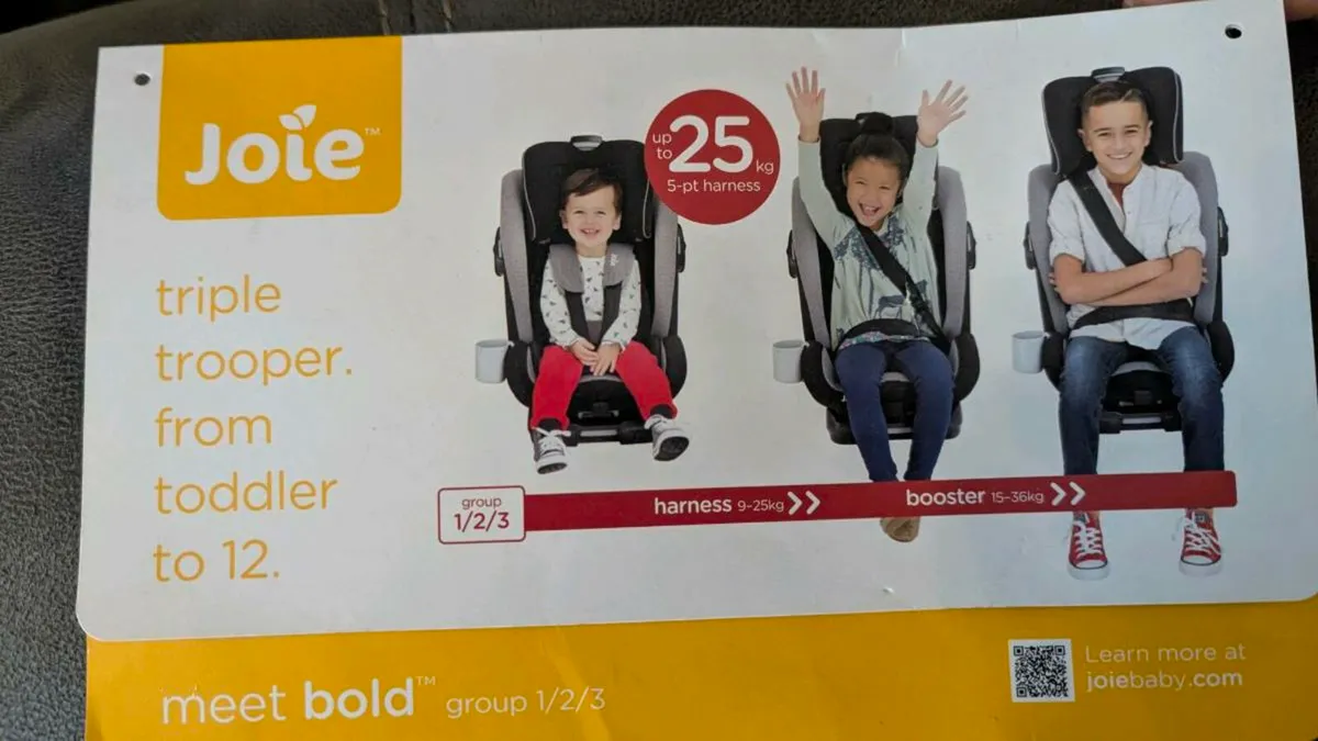 Joie bold car seat - Image 4