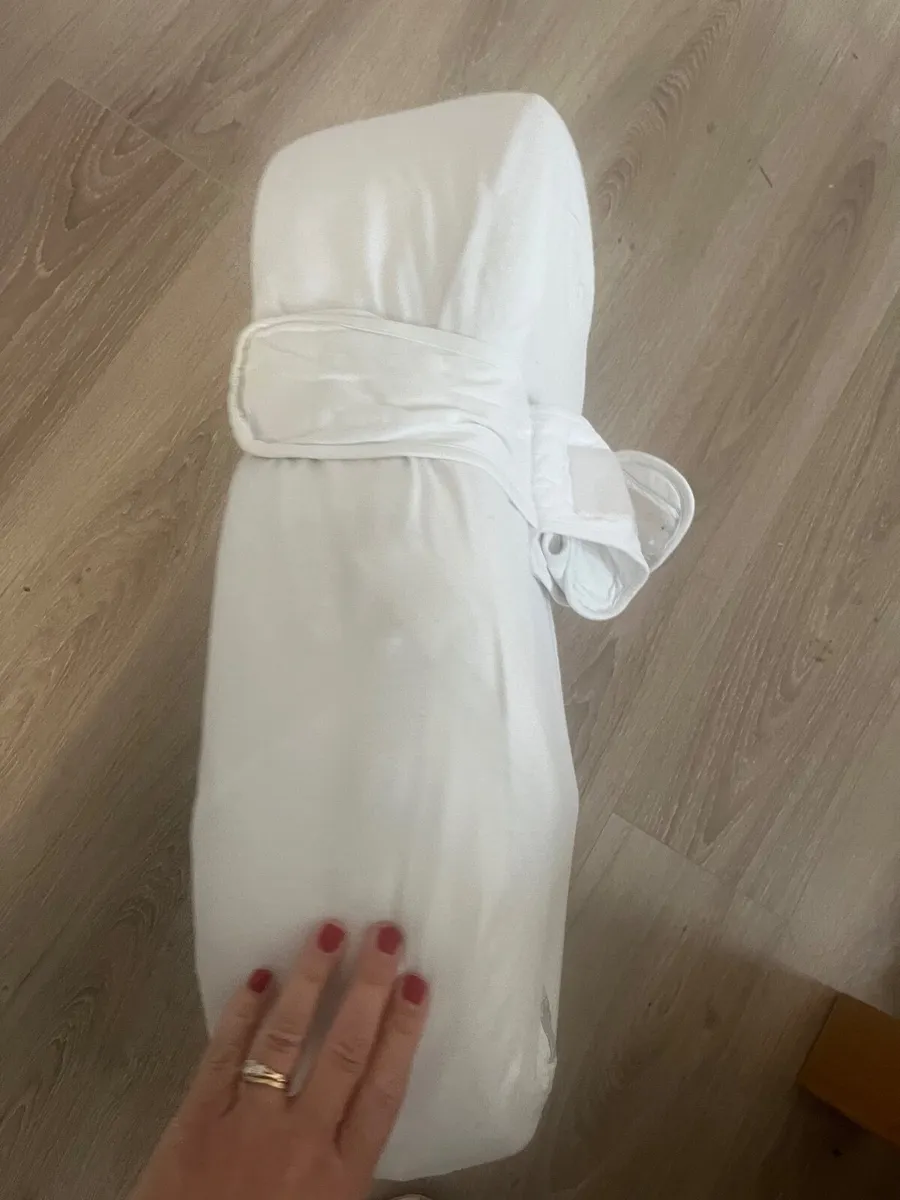 Cocoonababy nest - excellent condition - Image 2