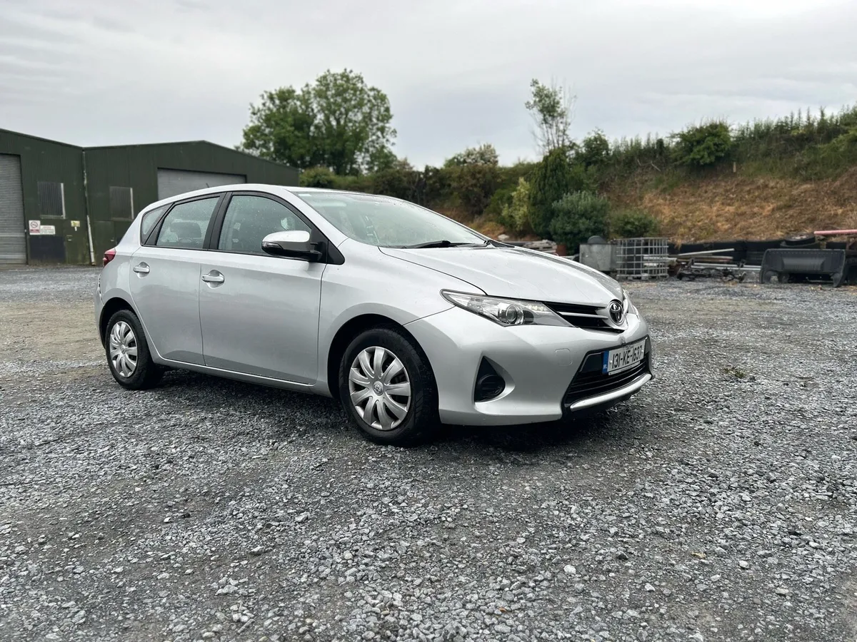 2013 Toyota auris 1.4 diesel - Image 3