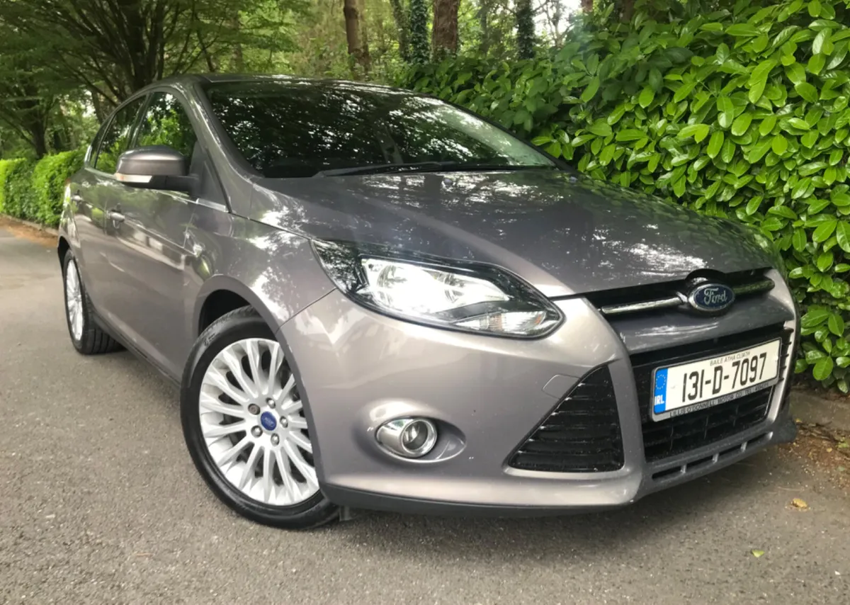 Ford Focus  1.6 TDCI TITANIUM 1 Owner - Image 2