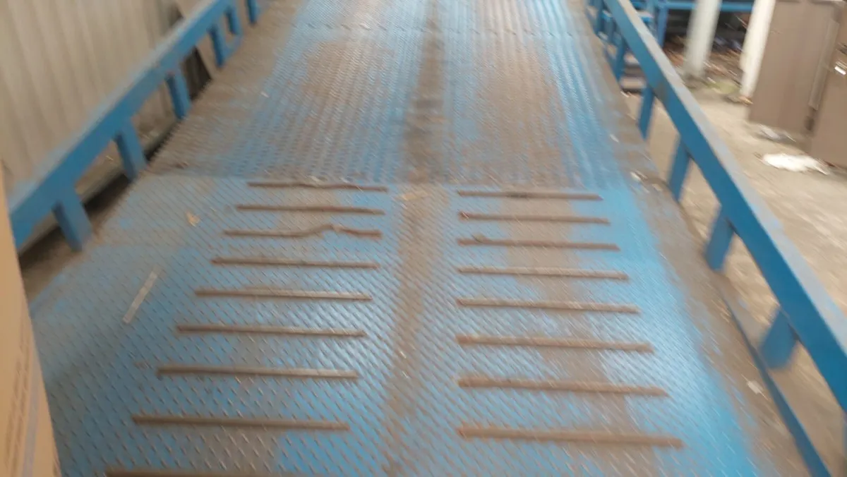 Loading ramp Dock leveller - Image 3